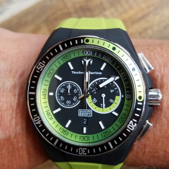 technomarine divers watch
